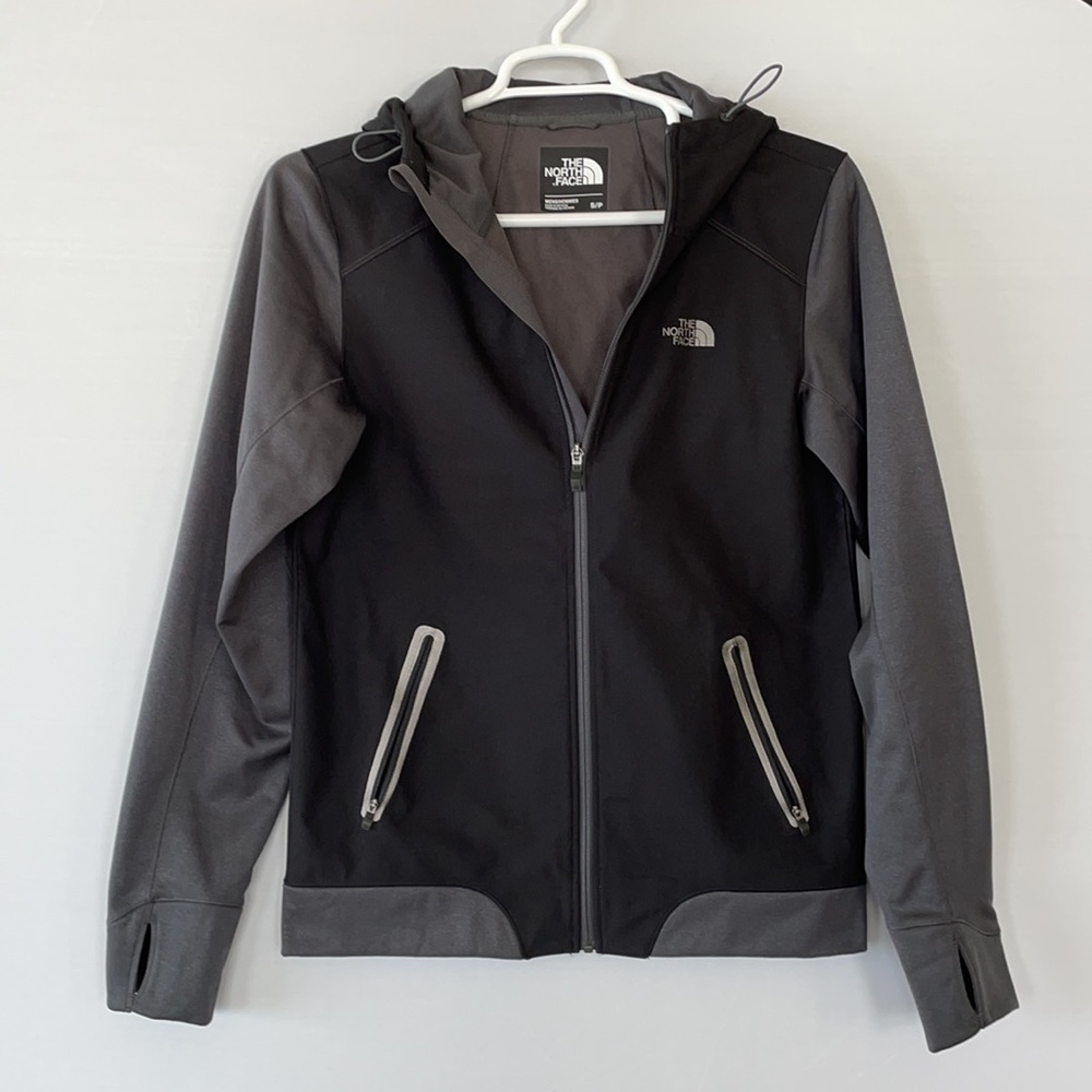 Like New Men’s North Face Jacket Size Small - Picture 11 of 16